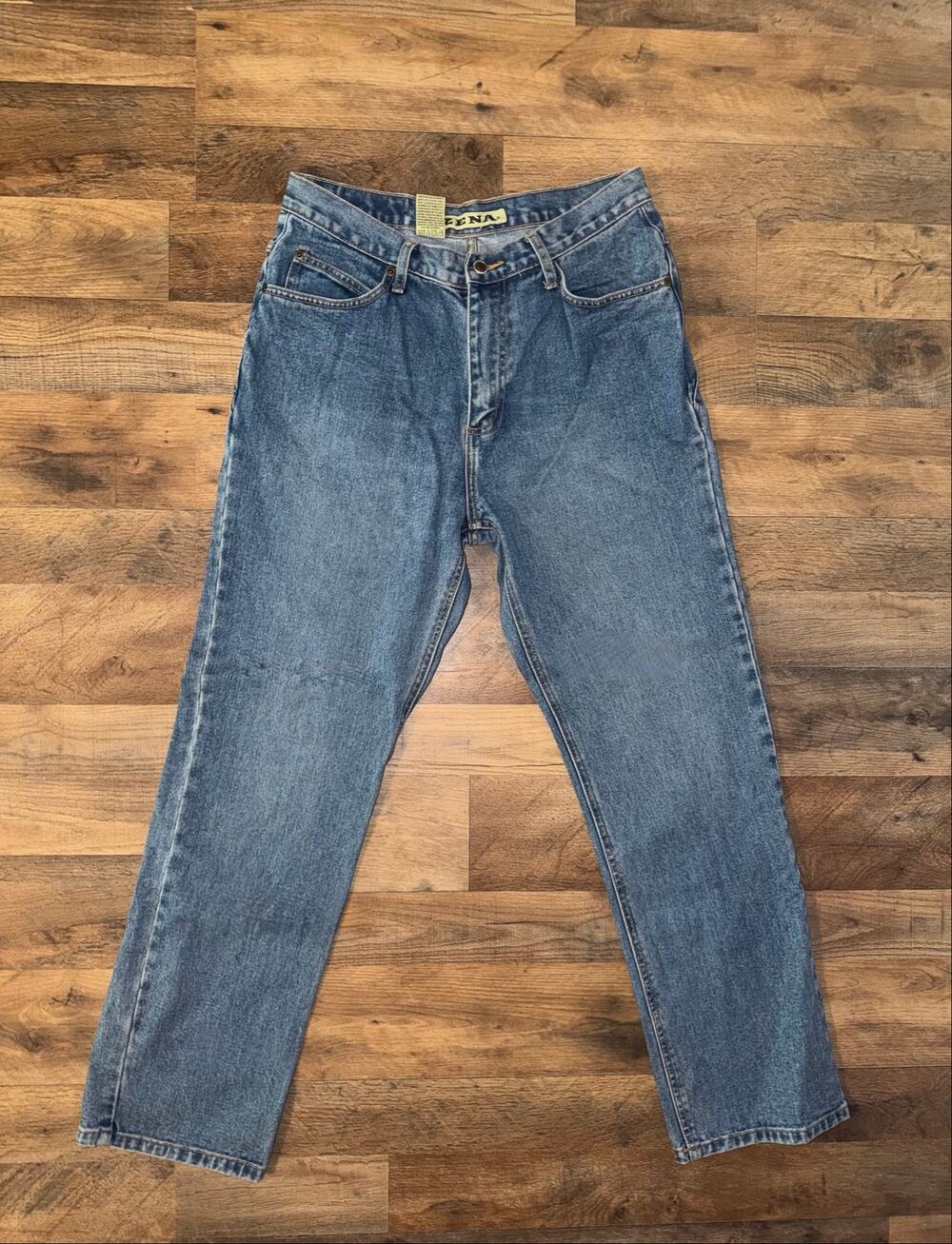 Zena women’s vintage blue jeans